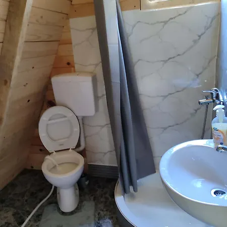 Vikendica Heco